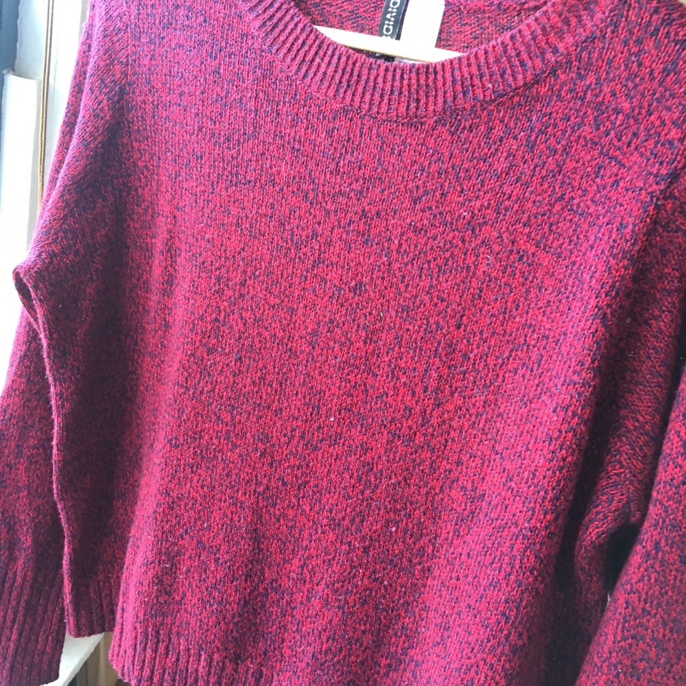 Long sleeve light sweater top from H&M